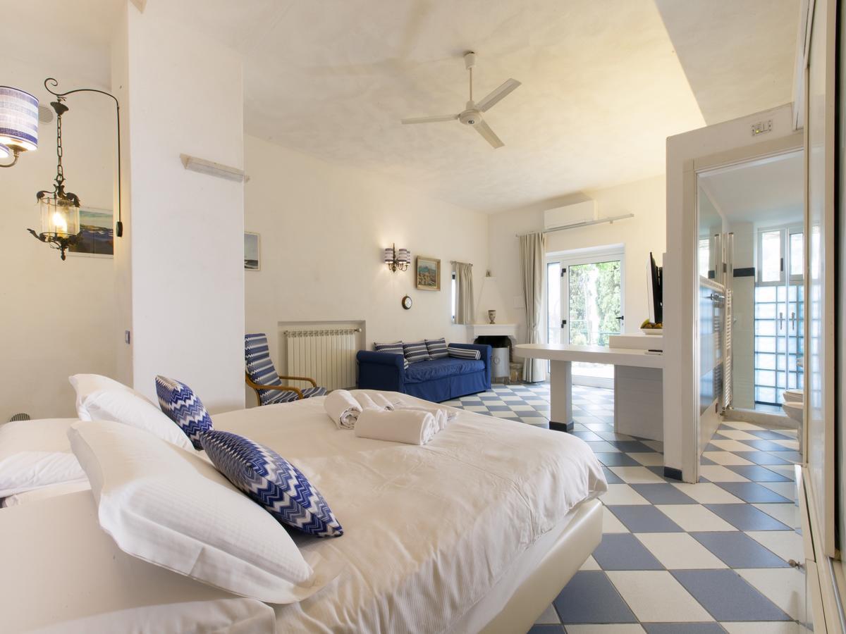 I Giardini Dei Sensi Aparthotel โปซิตาโน ภายนอก รูปภาพ