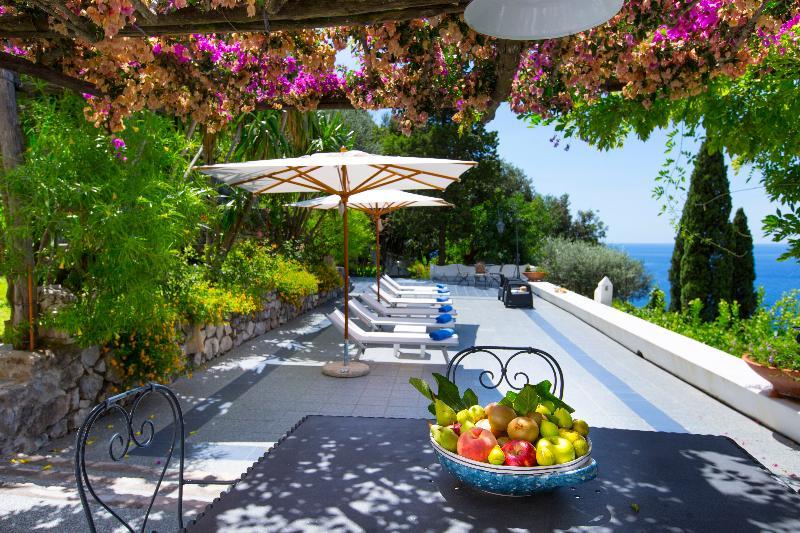 I Giardini Dei Sensi Aparthotel โปซิตาโน ภายนอก รูปภาพ